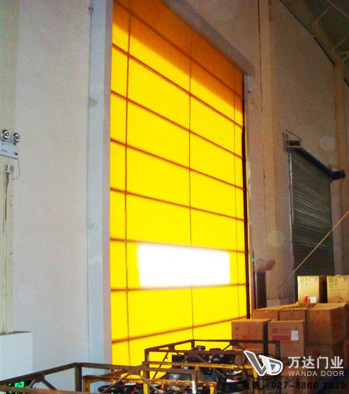 鼎湖工厂堆积门
